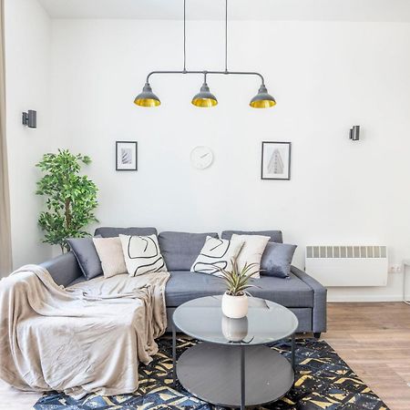 Charming & Cozy Central 1Bedrm Suites Budapeste Exterior foto
