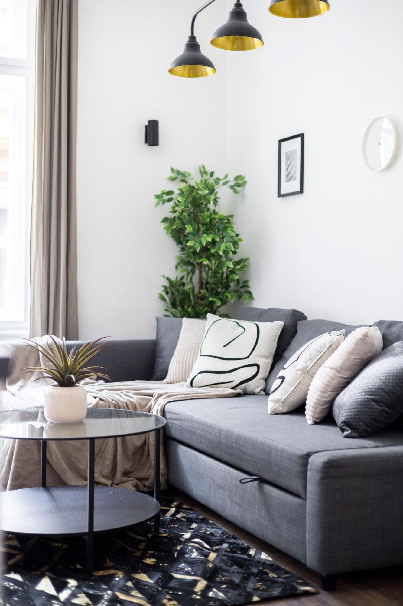 Charming & Cozy Central 1Bedrm Suites Budapeste Exterior foto