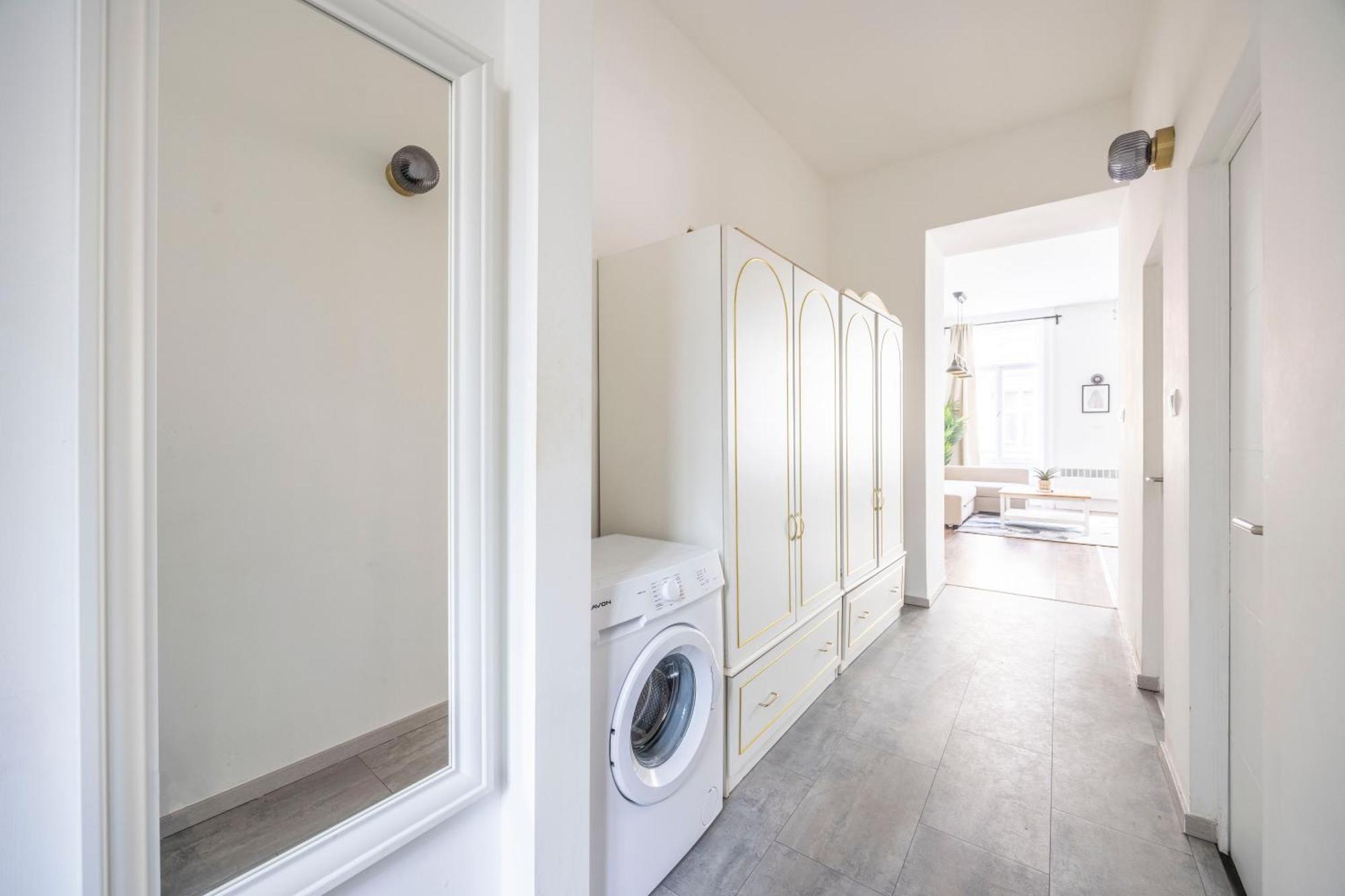 Charming & Cozy Central 1Bedrm Suites Budapeste Exterior foto