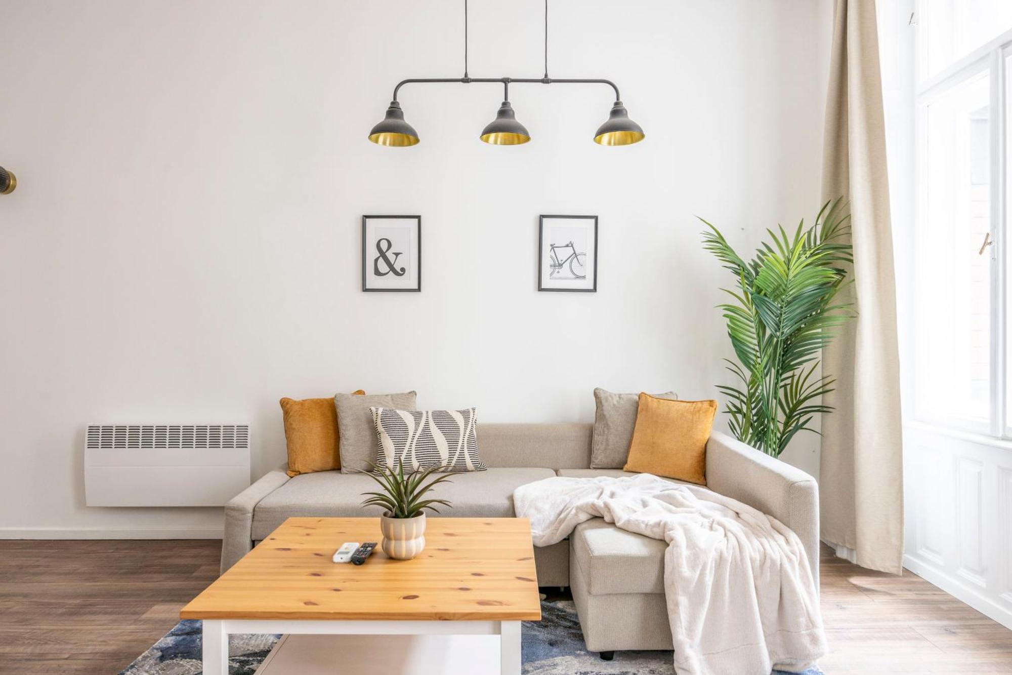 Charming & Cozy Central 1Bedrm Suites Budapeste Exterior foto